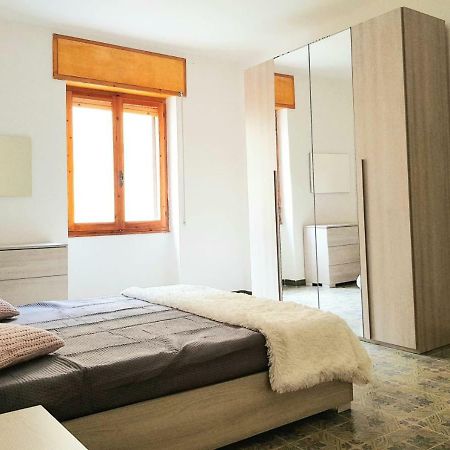 Family Apartment On The Beach Альгеро Екстер'єр фото