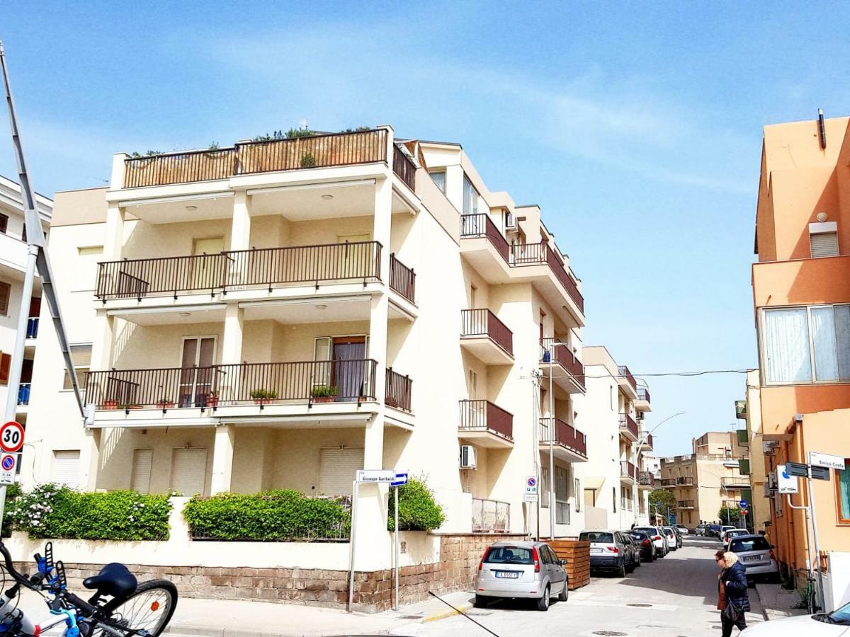 Family Apartment On The Beach Альгеро Екстер'єр фото